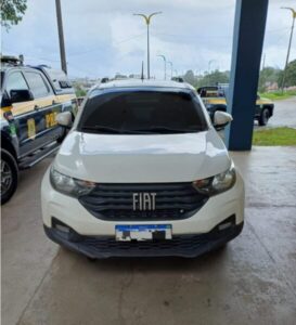 Caminhonete roubada é apreendida pela PRF em operação em São Luís
