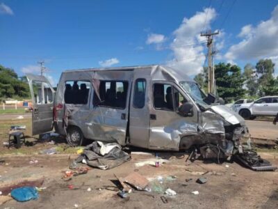 Colisão entre van e caminhonete deixa 11 feridos na BR-226, no leste do Maranhão