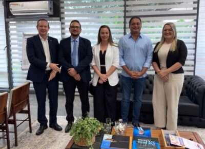 Weverton Rocha defende diálogo com munícipios em encontro com prefeitos