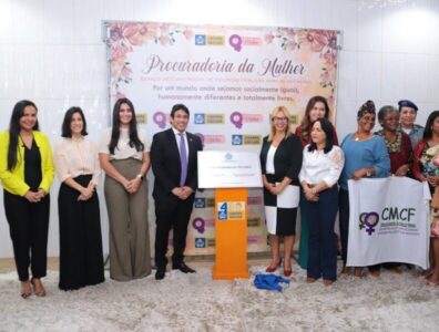 OSMAR FILHO PARABENIZA MULHERES MARANHENSES E CELEBRA AUMENTO DA BANCADA FEMININA NA CÂMARA DE SÃO LUÍS