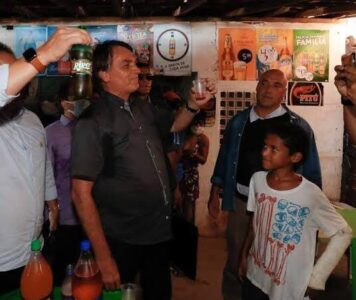 No Maranhão, Bolsonaro deverá visitar aeroporto inaugurado por Flávio Dino feito com recursos federais…