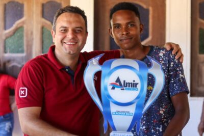 Almir Ribeiro comemora o Dia dos Pais com torneio de futebol em Guimarães