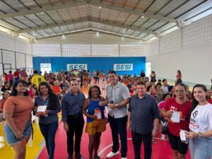 Deputado Ariston participa da entrega de óculos em Rosário e Morros