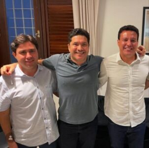 “PARA O ALTO E AVANTE”! CAMARÃO: Vice-governador discute projetos para baixada maranhense com o líder político Geraldo Jr…