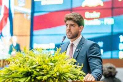 Davi Brandão parabeniza governador pelo sucesso o Congresso ‘Cuidar de Todos’