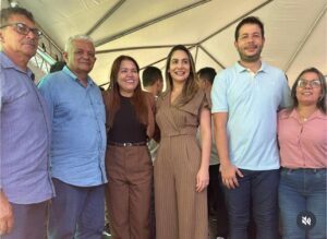 Prefeita Domingas Cabral recebe patrulha agrícola fruto de emenda parlamentar da senadora Ana Paula Lobato