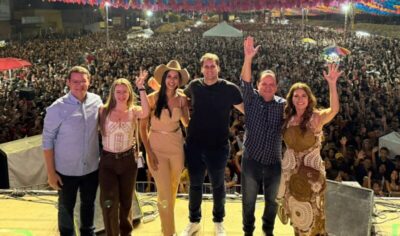 CALCINHA PRETA ARRASTA 70 MIL PESSOAS NO SÃO JOÃO DE BARRA DO CORDA