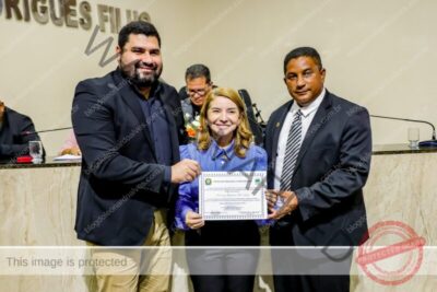 Iracema Vale recebe título de Cidadã Itapecuruense e reitera compromisso com o desenvolvimento do município