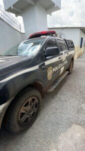 POR TRÁFICO DE DROGAS, POLÍCIA CIVIL PRENDE MULHER NA CIDADE DE BOM JARDIM