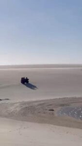 Turista é flagrado em quadriciclo sem guia nas dunas dos Lençóis Maranhenses e profissionais fazem alerta