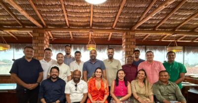Blog Do Ribinha: Na Baixada Maranhense, Roberto Costa recebe mais adesões na corrida pela presidência da FAMEM