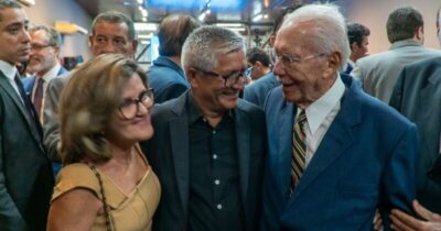 Eudes Barros prestigia homenagem a Sarney e aos 40 anos da redemocratização do Brasil