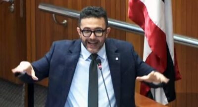 Deputado Yglésio chama colegas de “galináceos” e imita galinha na tribuna da Assembleia