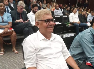 Zé Martins participa do 4º Encontro de Prefeitos Eleitos realizado pela Famem