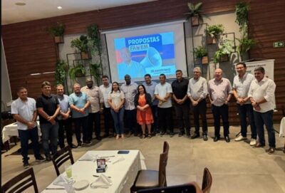 Zé Martinho lança candidatura à presidência da Famem em evento com 49 prefeitos