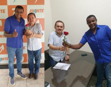 Diálogos por São Luís: Fábio Câmara entrega a Simbólica Rosa do PDT a Clodomir Paz