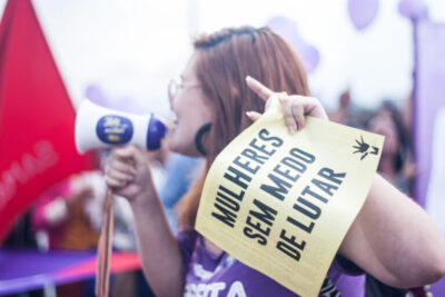 Denúncias de violência política contra mulheres aumentam quase 500% em 2024