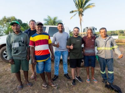 Quinzinho dar dignidade à moradores com recuperação de estradas vicinais que ligam os povoados Enseada do Tanque e Coelho na zona rural de Peri-Mirim