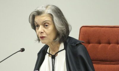 Cármen Lúcia toma posse como presidente do TSE nesta segunda