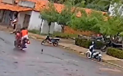 Câmera de segurança registra colisão frontal entre duas motos em Aldeias Altas-MA