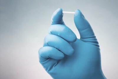 SUS distribuirá implante contraceptivo gratuitamente para até 500 mil mulheres