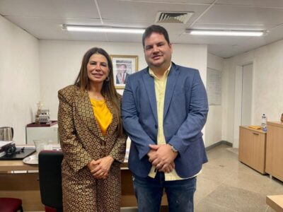 Deputado estadual João Batista Segundo busca levar programas de atendimento às mulheres para baixada durante visita a SEMU