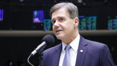 Aluisio Mendes sai em defesa de Iracema Vale em discurso na Câmara Federal