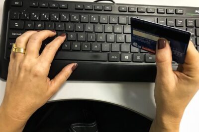 Associação pede inclusão de sites dos EUA em lista de pirataria