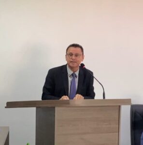 Vereador Ribamar Inácio protocola quatro indicações para melhorar o transporte público em Raposa