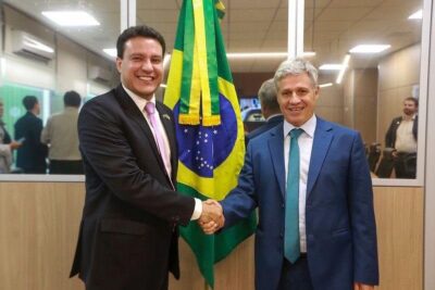 Felipe Camarão busca destravar obras e processos da educação em municípios maranhenses durante agenda em Brasília