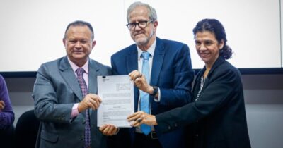 EM BRASÍLIA, BRANDÃO ASSINA CONTRATO DE R$ 45 MILHÕES PARA REFORÇAR COMBATE A INCÊNDIOS NO MARANHÃO.