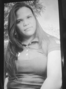Mulher é assassinada a tiros dentro de bar, na cidade de Amarante do Maranhão