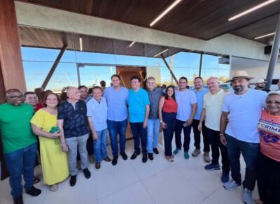 Imagem do Dia: Orleans Brandão, Chiquinho FC, Zito Rolim, Bine Figueiredo e vereadores juntos em Codó