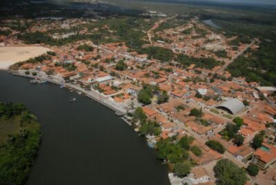 Dona de restaurante às margens do Rio Preguiças, em Barreirinhas, estaria supostamente repassando informações de clientes