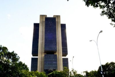 BC só publicará nova carta em abril, caso IPCA continue acima do teto