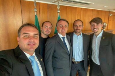 Editorial: é preciso deter urgentemente os Bolsonaro…