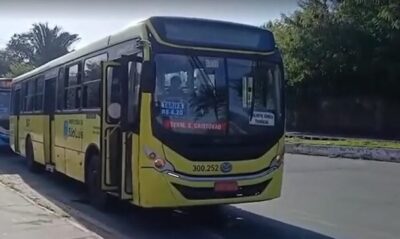 Veja! Ônibus fica no “prego” e causa engarrafamento, no São Cristóvão