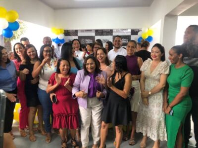 Em solenidade bastante prestigiada, prefeita Paula Azevedo reinaugura CAPS II