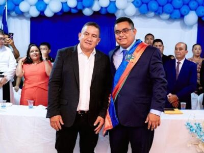 Prefeito Henrique Emanoel Ricardo Santos e seu vice, João Batista Costa Fernandes, tomam posse  na Prefeitura de Tufilândia
