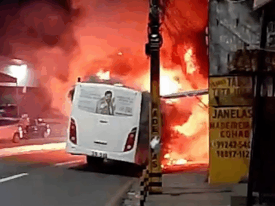 Ônibus pega fogo em São Luís e assusta passageiros