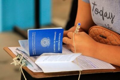 Brasil começa 2025 com geração de 137,3 mil empregos