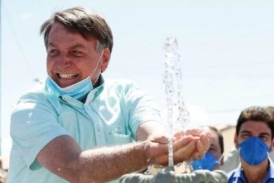 Dino e outros “coronéis-oligarcas” têm ciúmes de Bolsonaro pela sua boa intenção de libertar o Nordeste