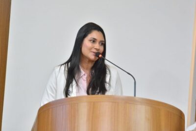 Clara Gomes destaca ação da Procuradoria da Mulher contra assédio e violência