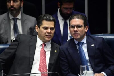 Chefes do Senado e da Câmara falam em união contra “agressão” dos EUA