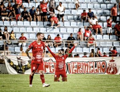 Com gol de Papel Imperatriz vence o IAPE e se classifica pra semifinal do Estadual