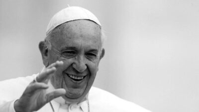 Papa Francisco morre aos 88 anos