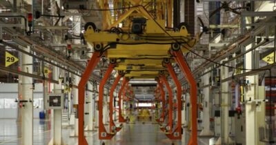 Competitividade industrial: Brasil atinge o pior desempenho em ranking da CNI e escancara modelo econômico ultrapassado