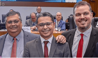 ‘Santa Ceia’ – Comunistas fazem comparação bíblica: chamam Brandão de Judas e Dino de Jesus Cristo…