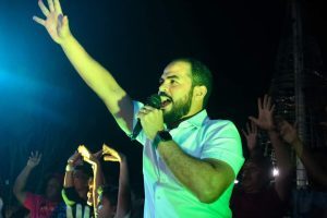 CANTANDO ALTO – Prefeito Paulo Curió vai torrar quase R$ 160 mil com decoração natalina em Turilândia