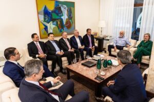 Senador WEVERTON ROCHA, reúne se com Lideres do Senado e Ministros do Presidente LULA.